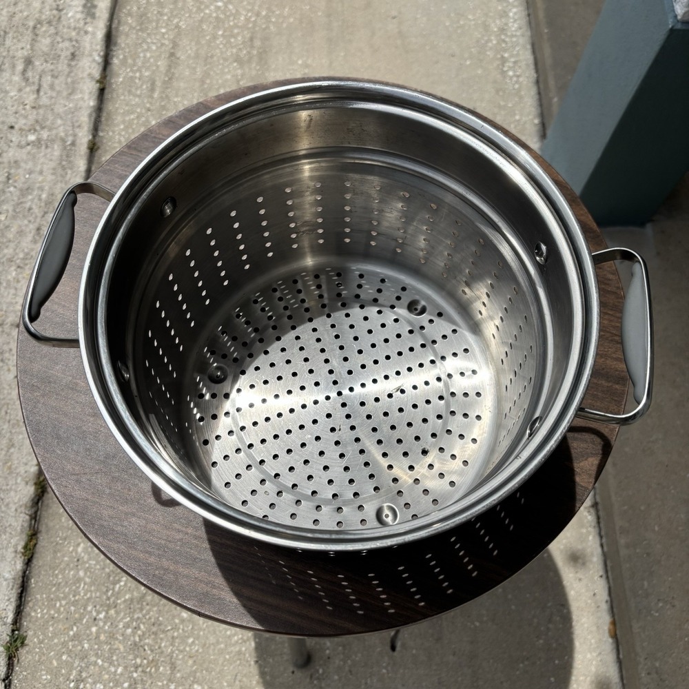 Stainless Steel Strainer Insert Colander 7.5" H x 9.75" bottom diameter Top 11" - Picture 3 of 5